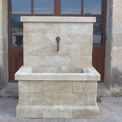 Fontaines en pierre